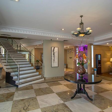 Hotel Victoria Villa Curitiba By Nacional Inn Exterior photo
