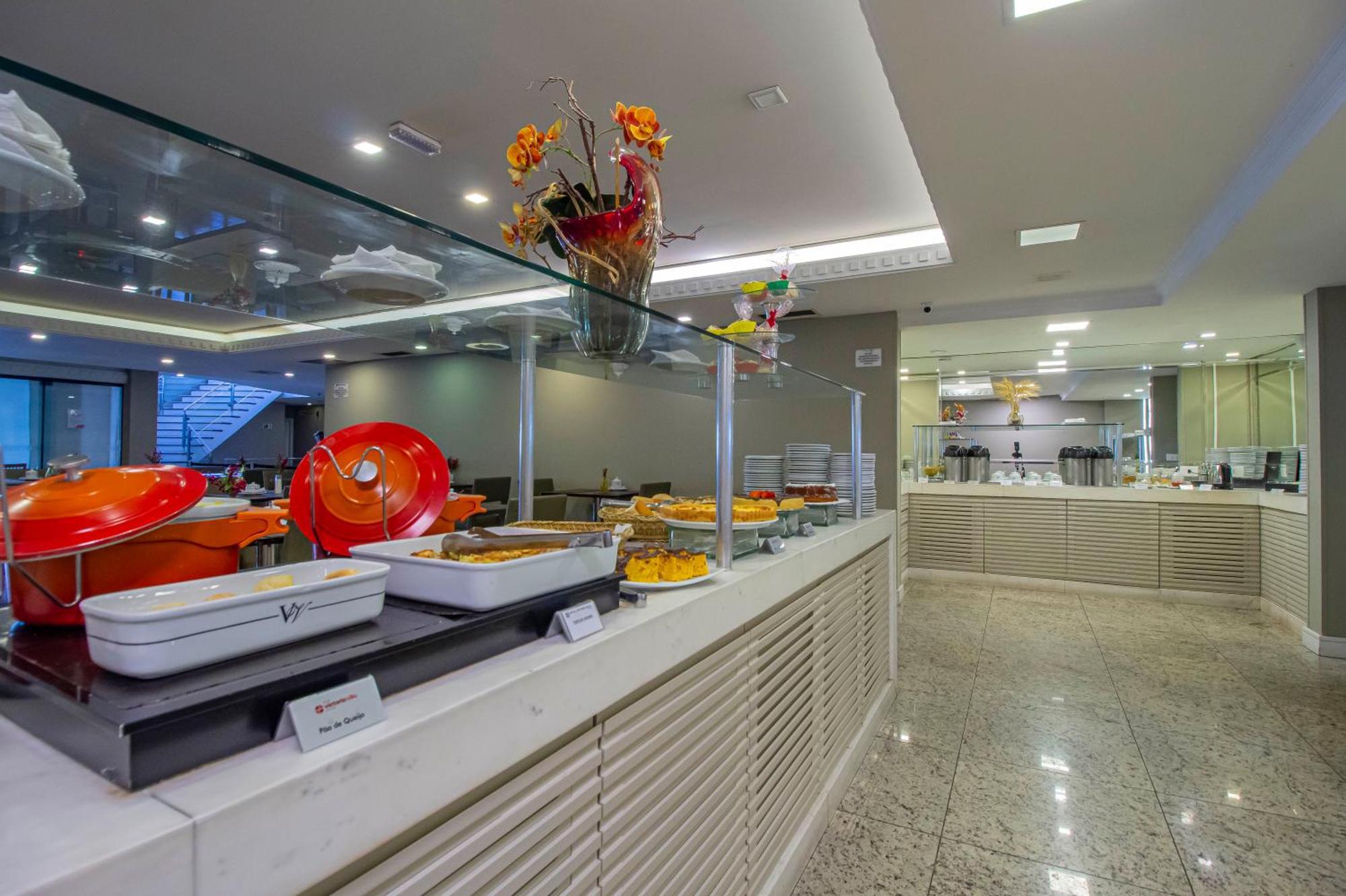 Hotel Victoria Villa Curitiba By Nacional Inn Exterior photo